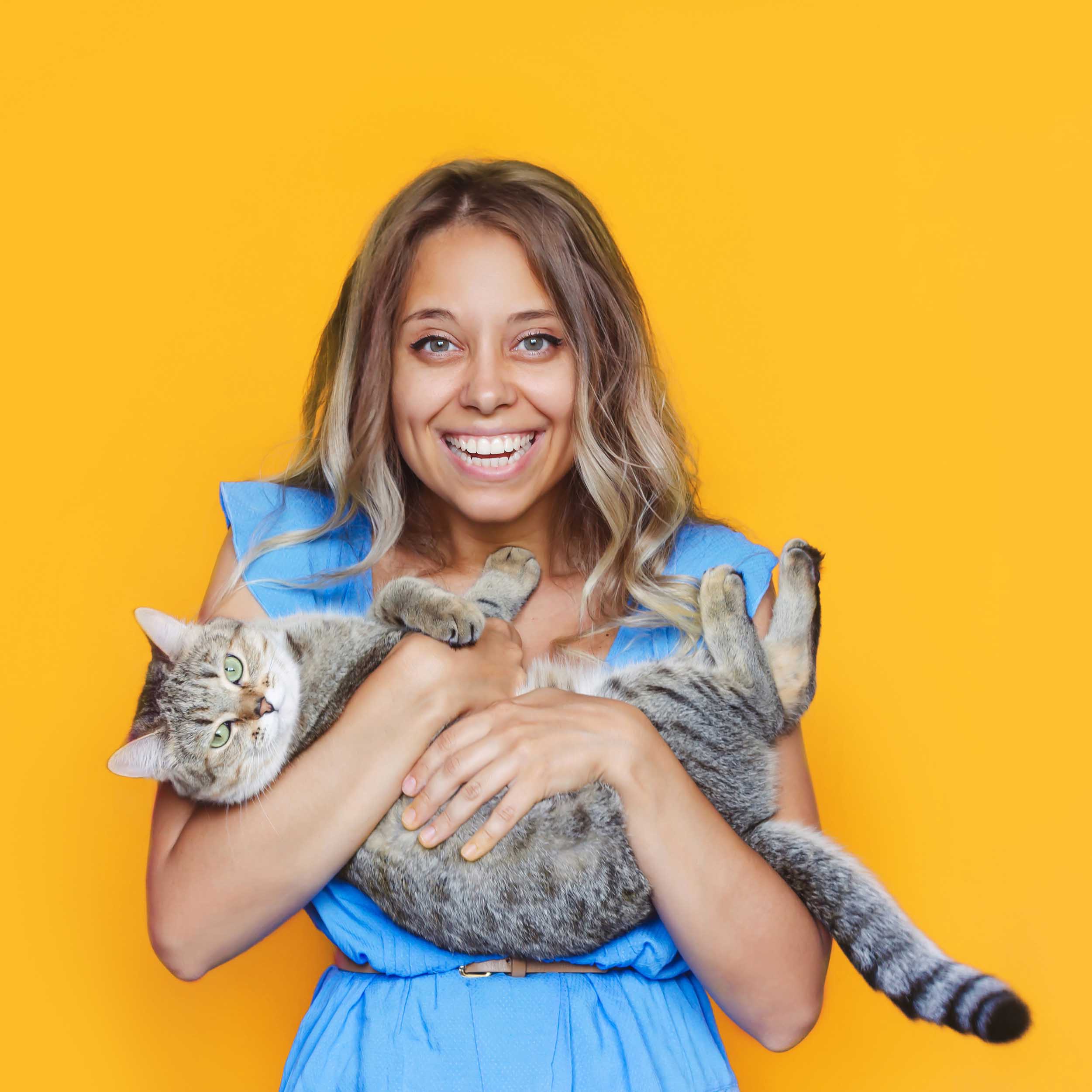 A,Young,Caucasian,Pretty,Cute,Blonde,Woman,In,A,Blue